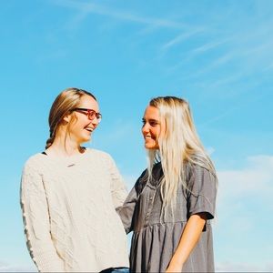 Meet your Posher, Lizzie